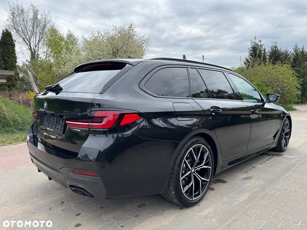 BMW Seria 5 520d xDrive M Sport sport - 11