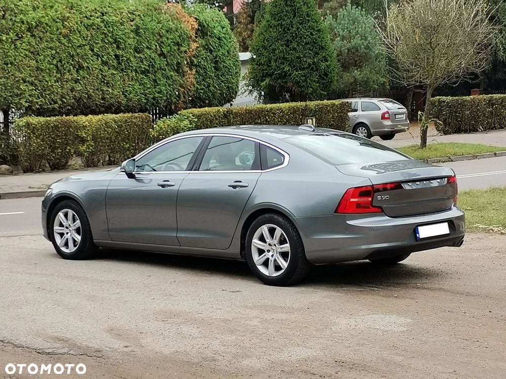 Volvo S90 D4 Momentum - 2