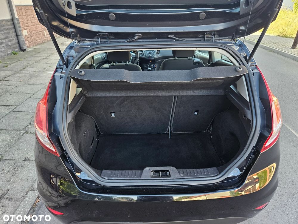 Ford Fiesta 1.25 Silver X - 13