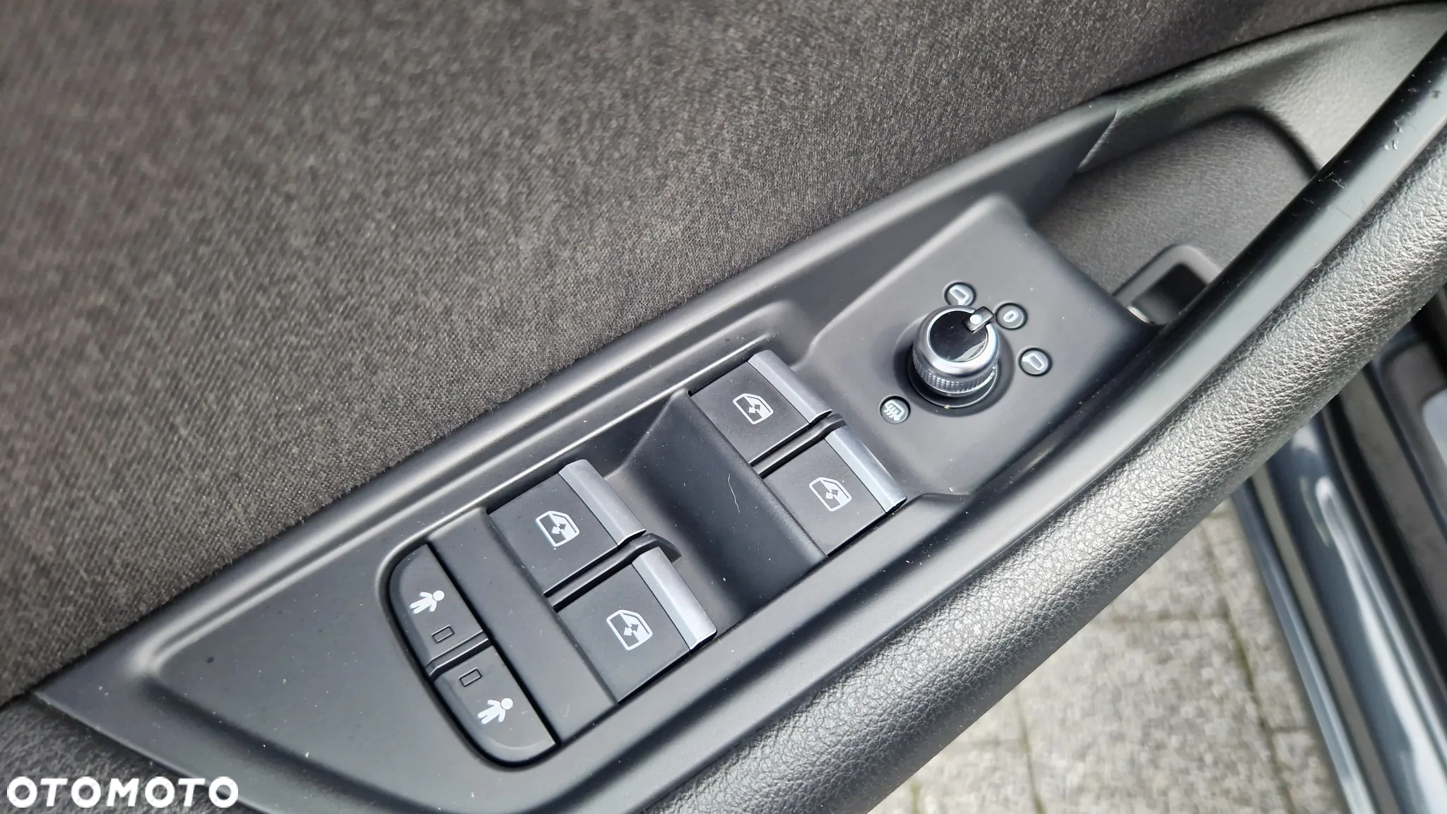 Audi A4 ver-2-0-tdi-s-tronic-sport - 24