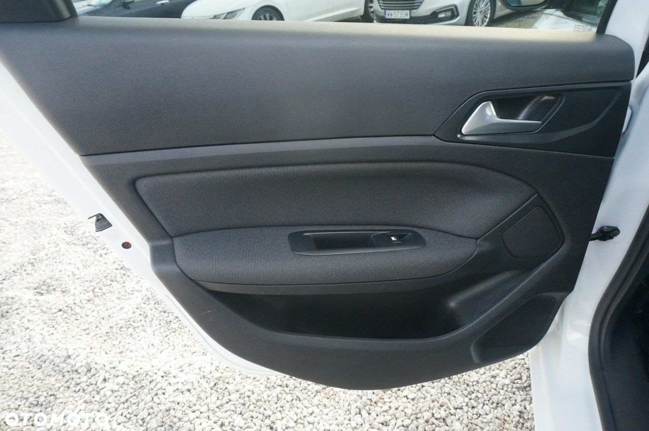 Peugeot 308 1.5 BlueHDi Allure Pack S&S EAT8 - 23