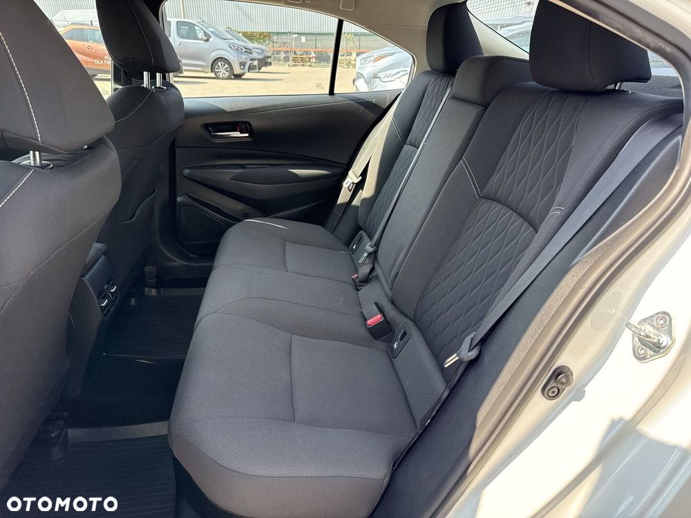Toyota Corolla 1.8 Hybrid Comfort - 12