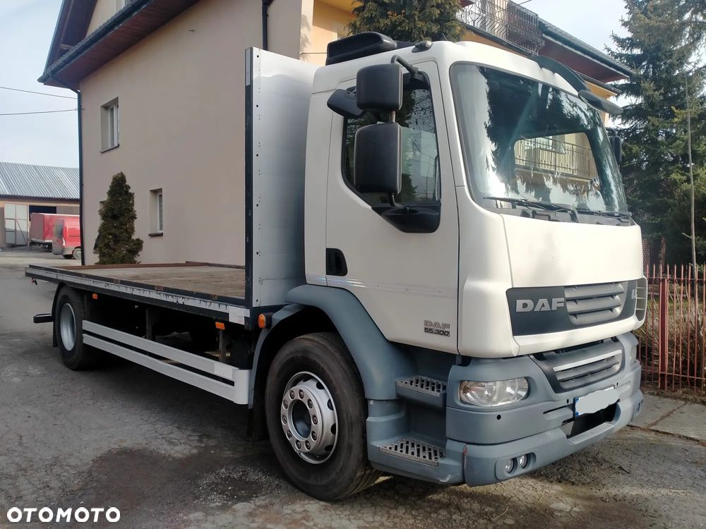 DAF LF 55.300 Salon Pierwsza rejestracja 2015 Blokada Klima Manual 8 DMC 18t