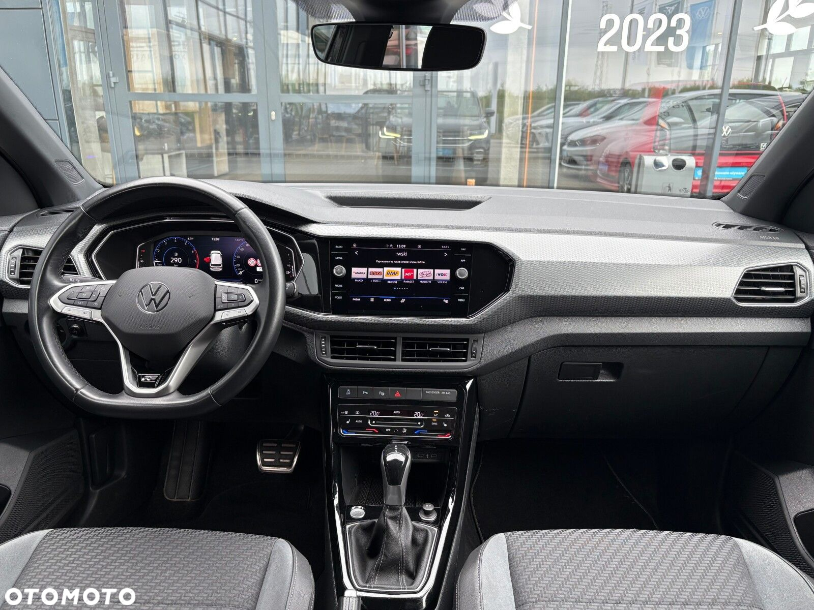 Volkswagen T-Cross - 10