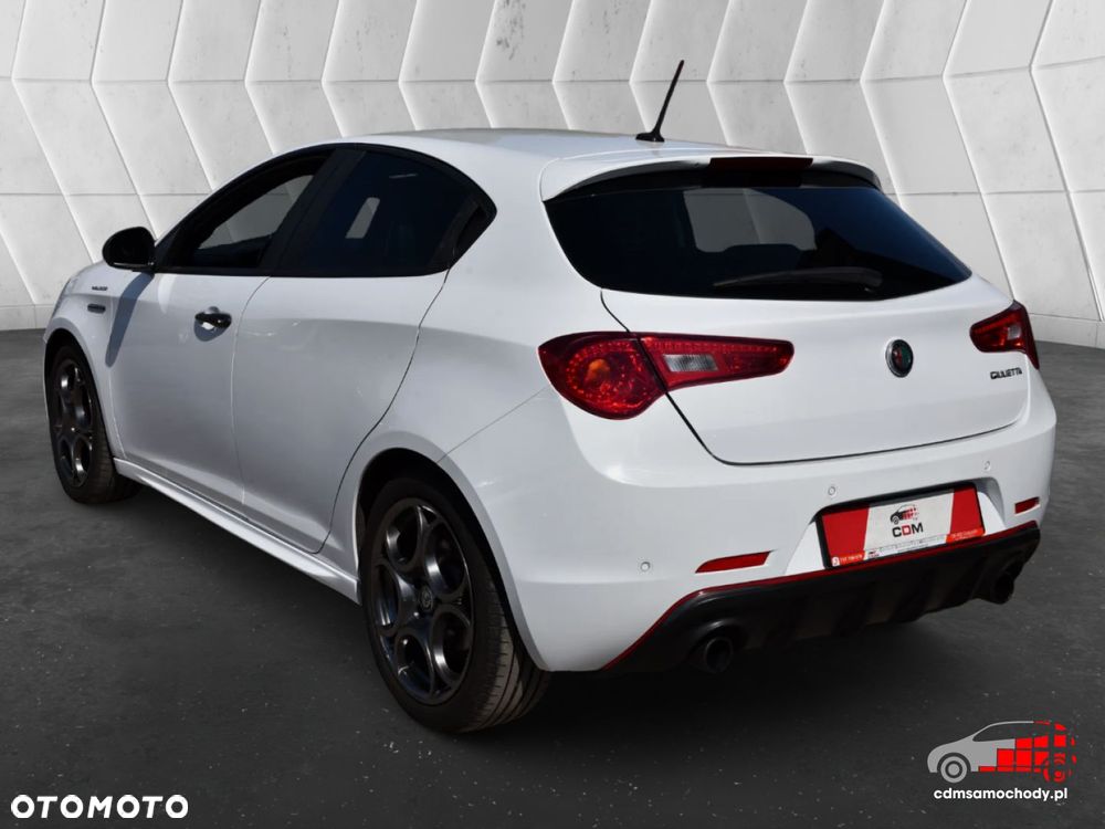 Alfa Romeo Giulietta - 8