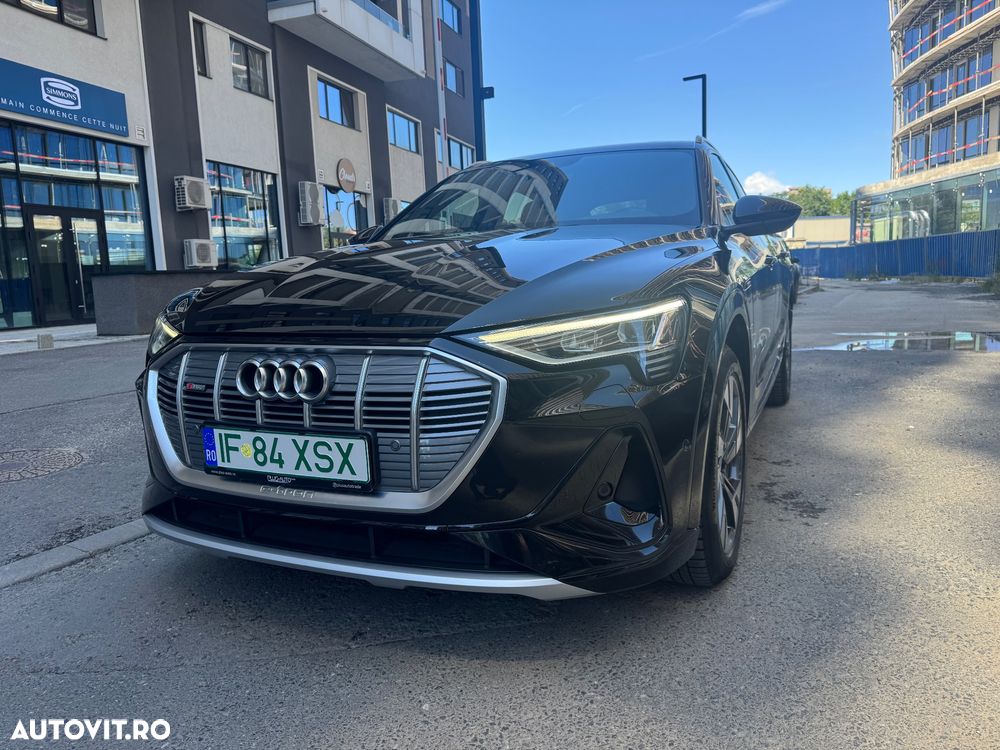 Audi e-tron 55 quattro S-Line - 1