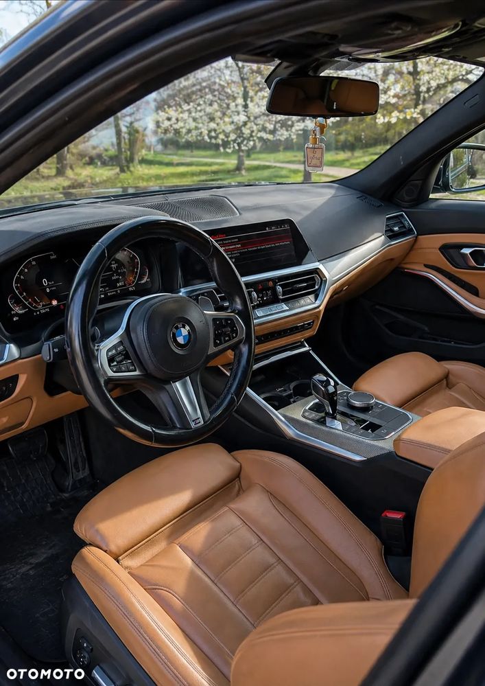 BMW Seria 3 330i - 10
