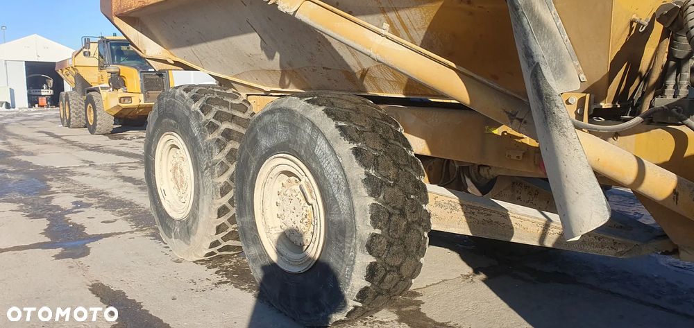 Caterpillar 730 - 13