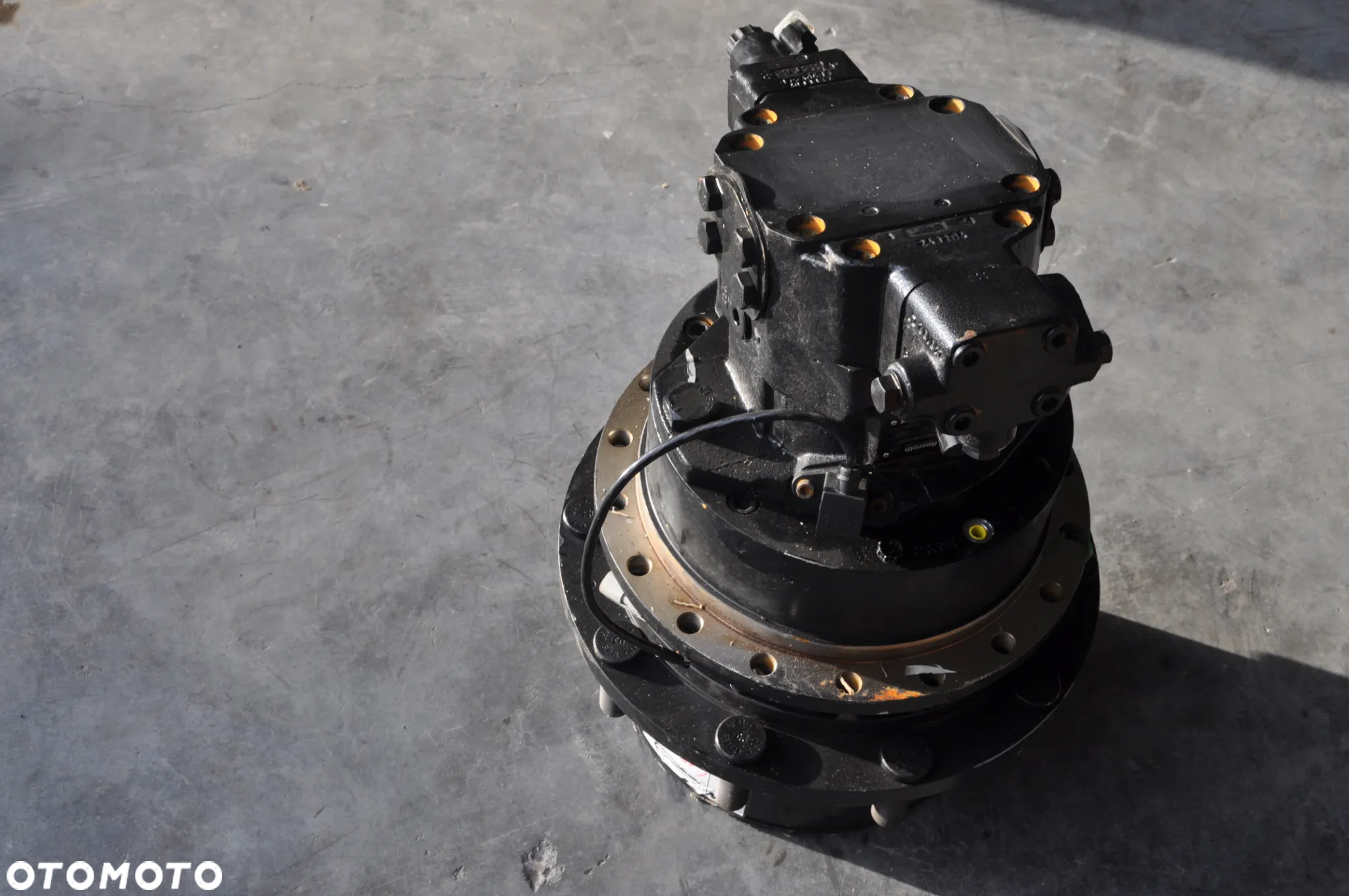 Silnik jazdy hydromotor A6VE085EP100P000A/71MWV0Y2292AH-0 - 3