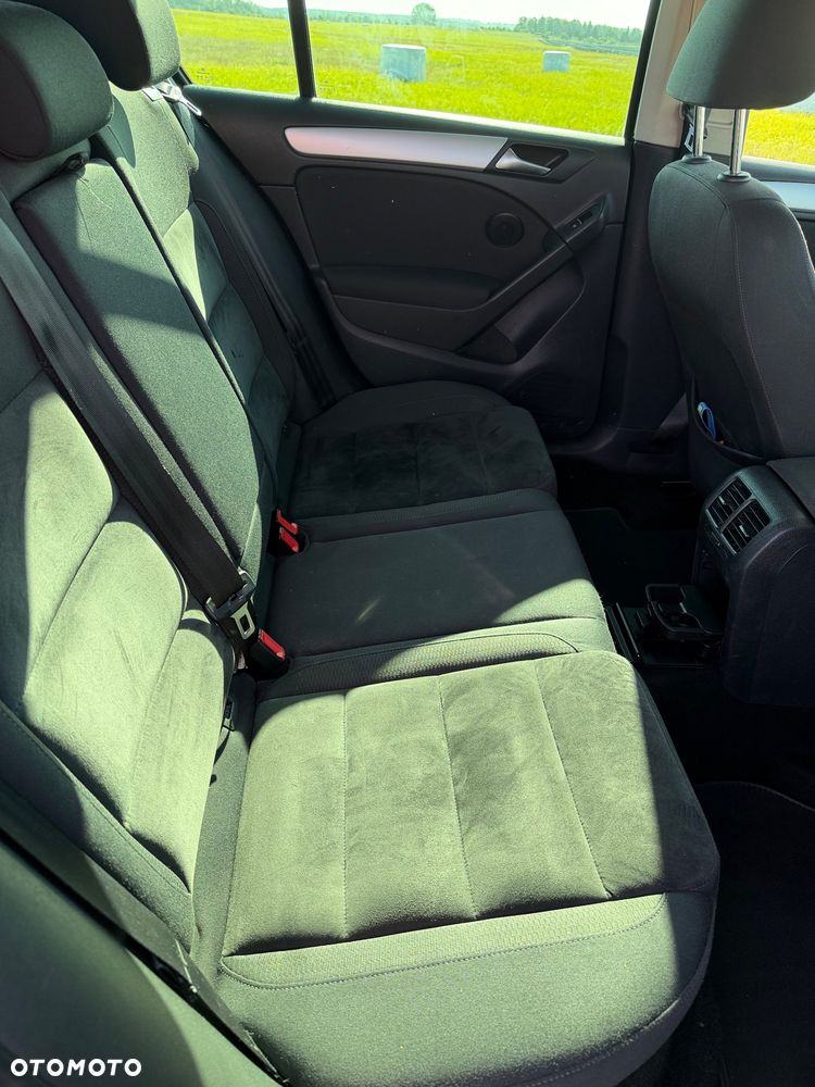 Volkswagen Golf 2.0 TDI Highline DSG - 5