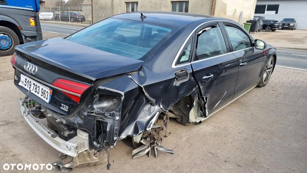 Audi A8 3.0 TDI DPF clean quattro tiptronic - 6