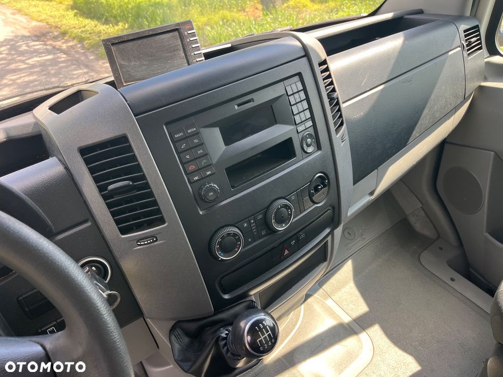 Volkswagen Crafter - 14