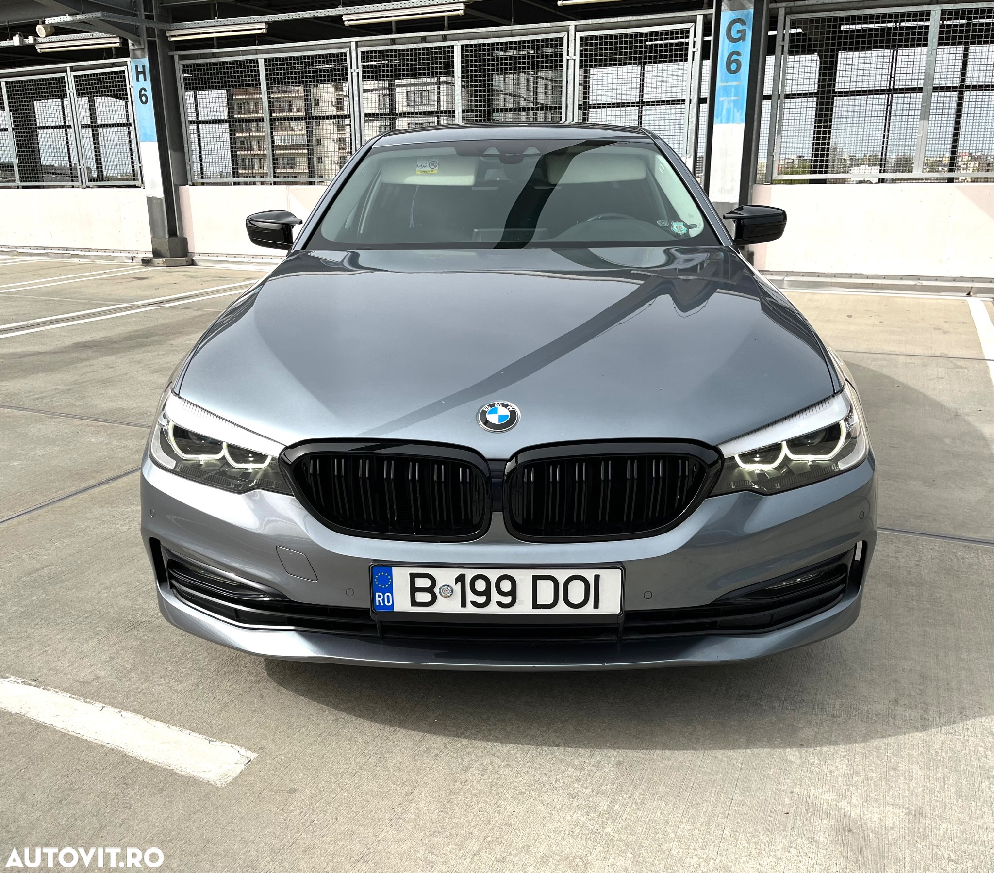 BMW Seria 5 520d xDrive Aut. Sport Line - 4