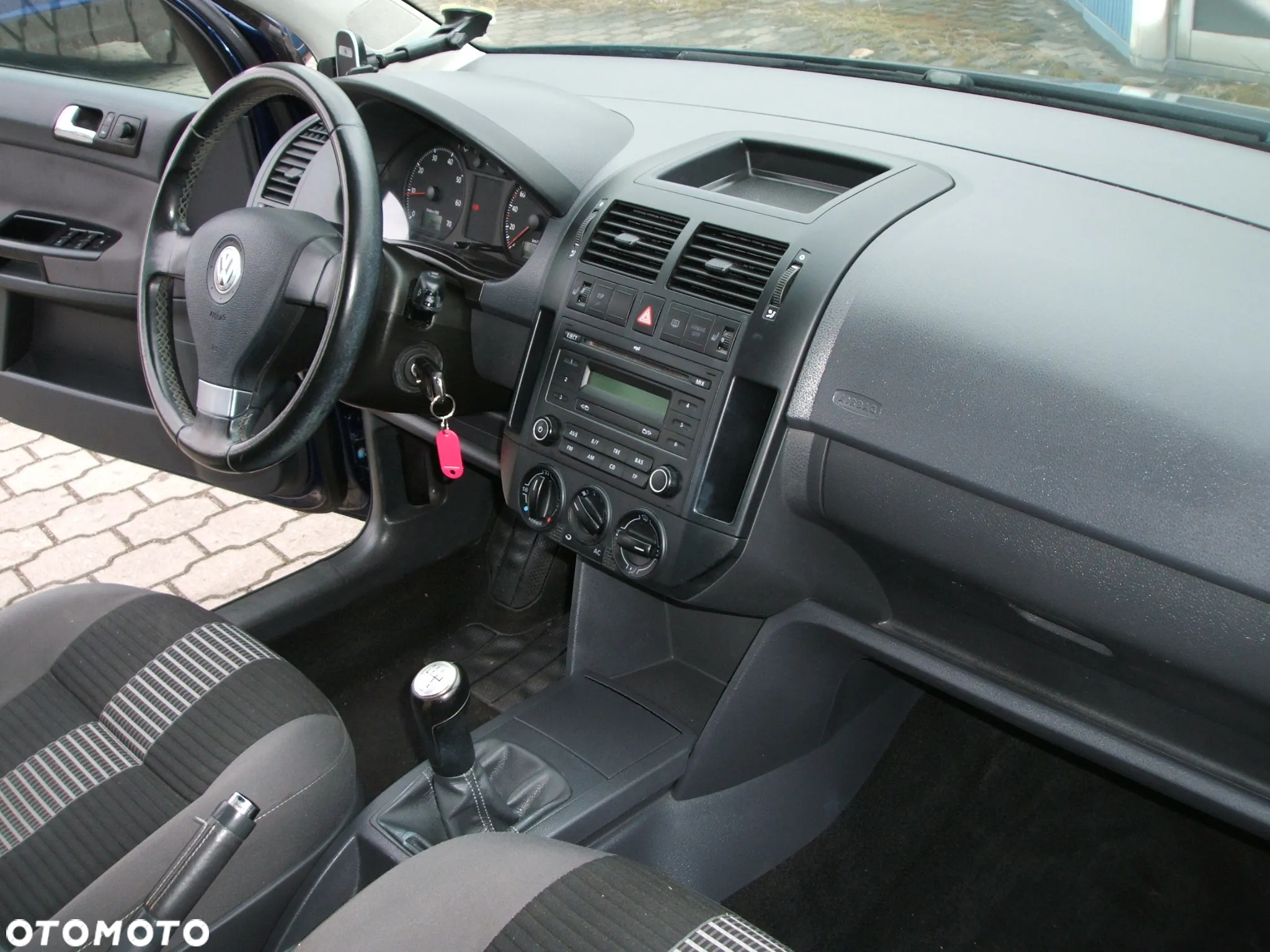 Volkswagen Polo - 14