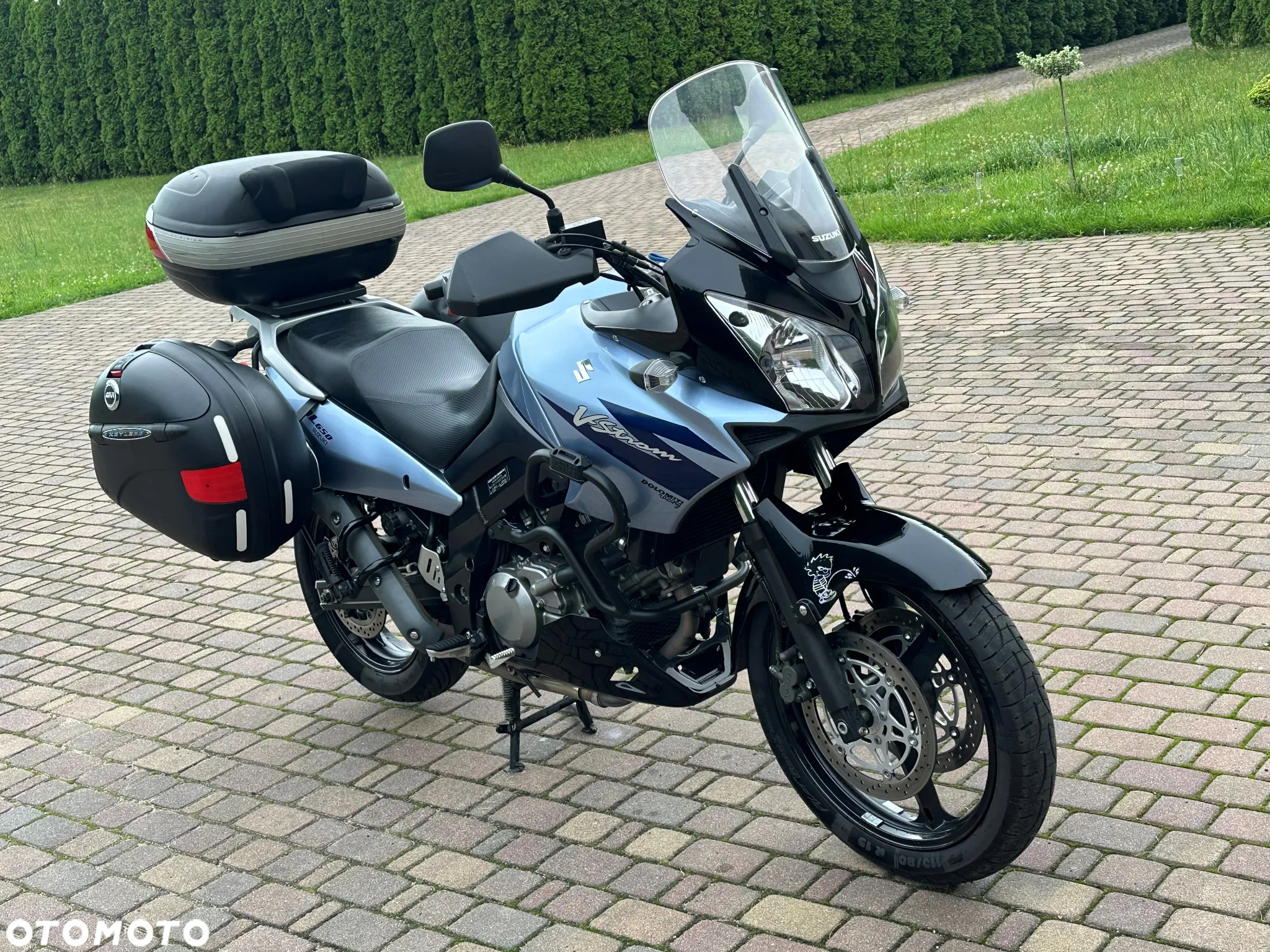 Suzuki V-STROM - 2