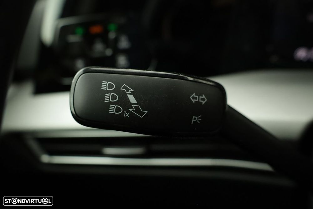 VW Golf 1.5 TSI e-Hybrid Life DSG - 18