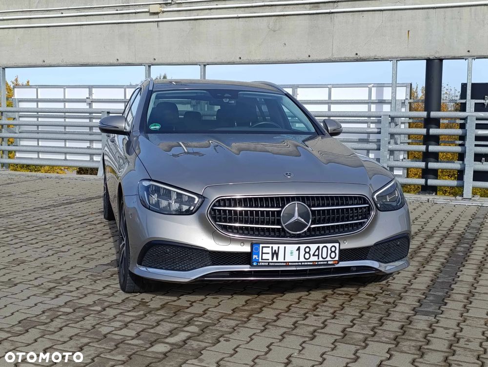Mercedes-Benz Klasa E 300 de 4Matic T 9G-TRONIC - 5