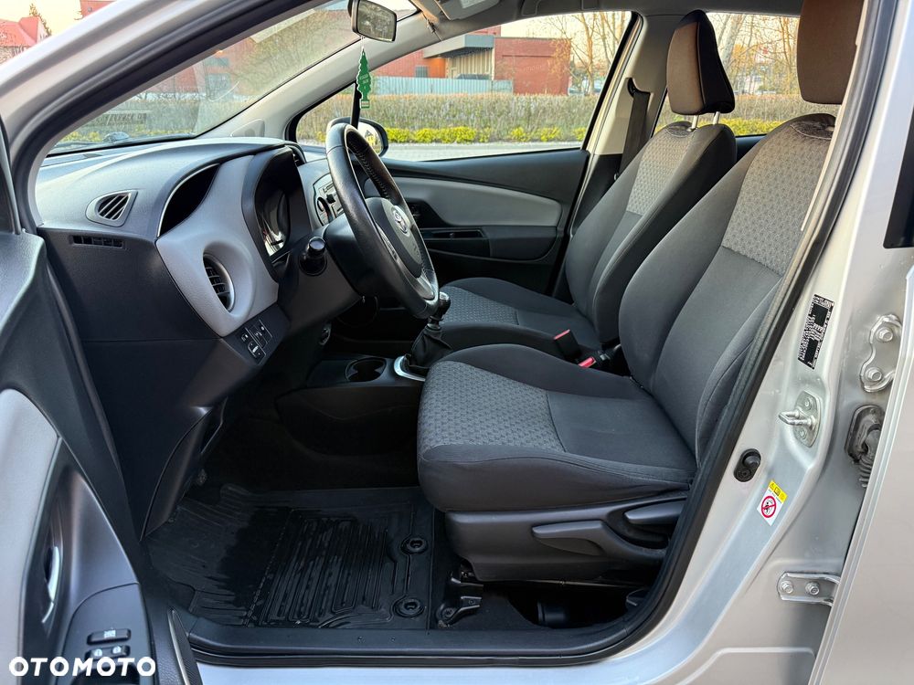 Toyota Yaris 1.33 Luna - 33