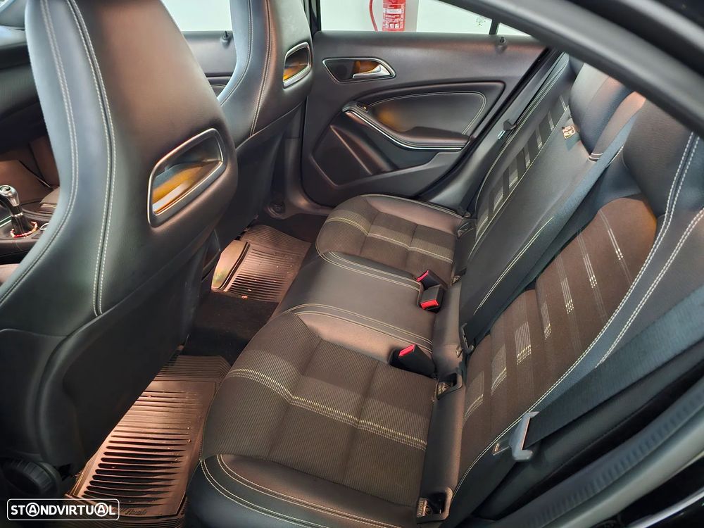 Mercedes-Benz A 180 d Fleet Pack Urban - 9