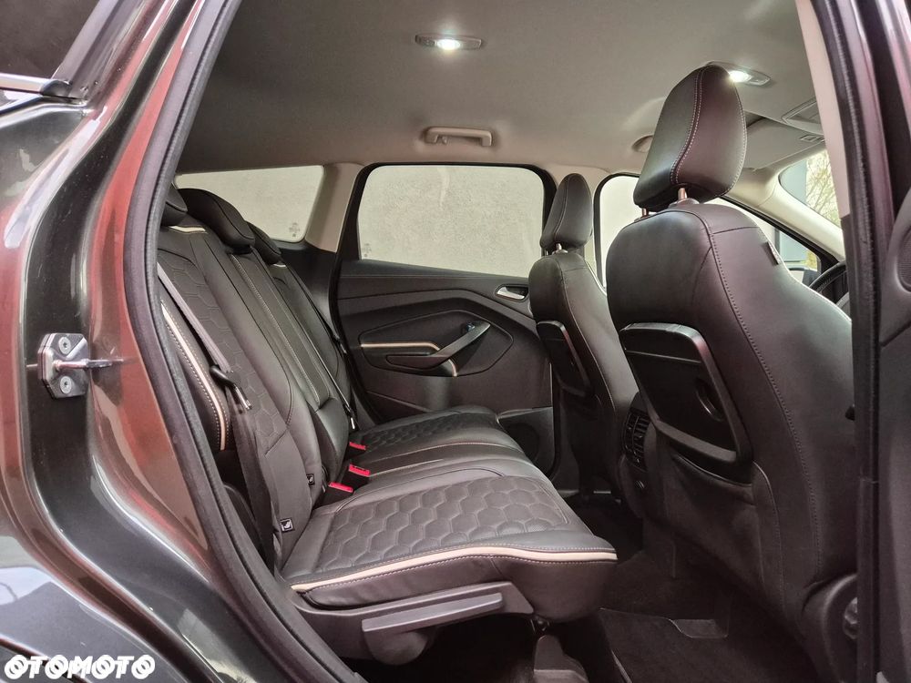 Ford Kuga 2.0 TDCi 4x4 Vignale - 23