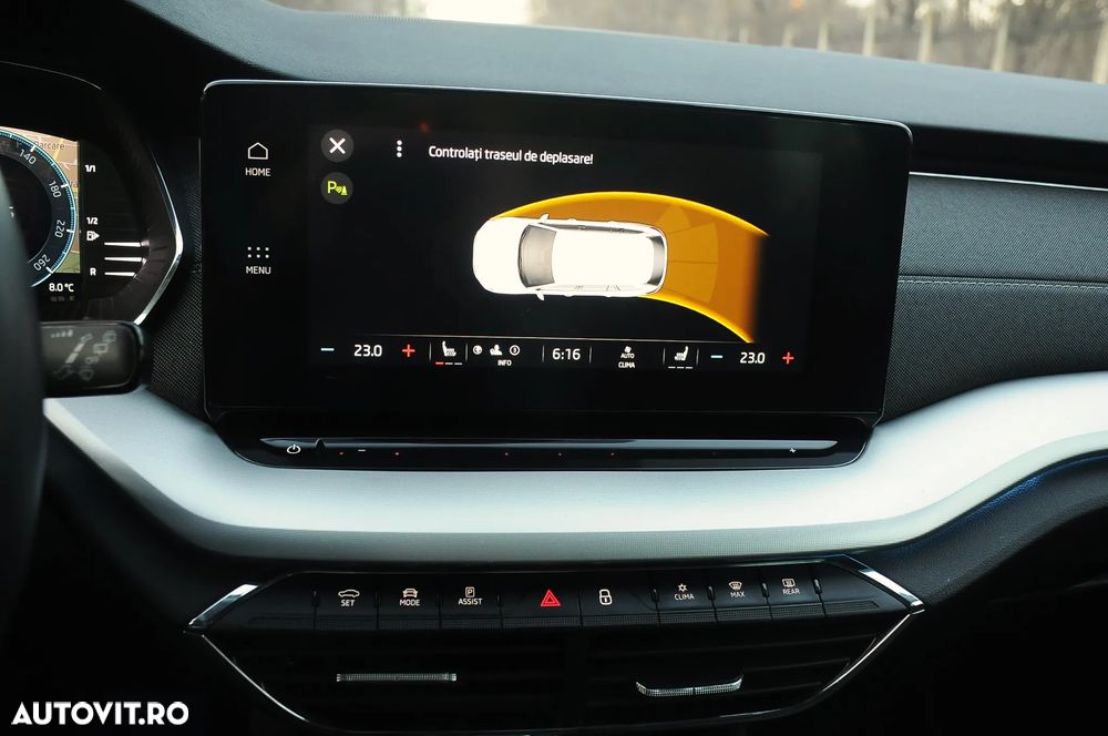 Skoda Octavia 2.0 TDI DSG Tour - 25