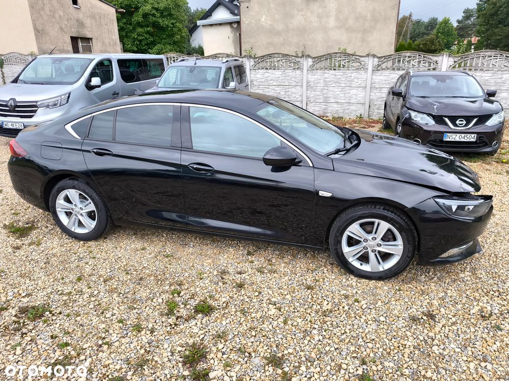Opel Insignia - 2