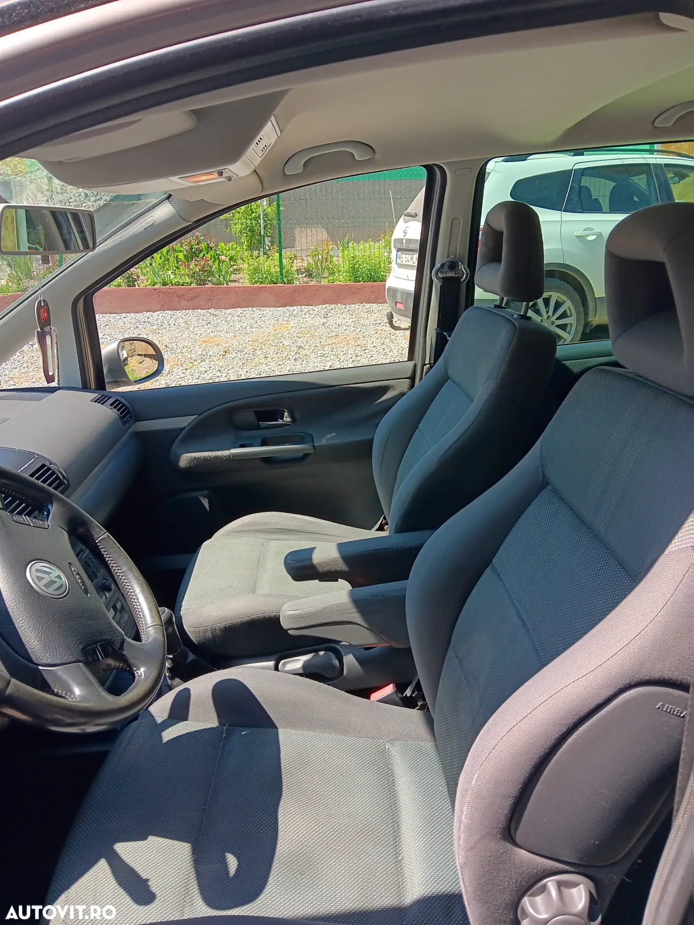 Volkswagen Sharan 2.0 TDI Comfortline - 9