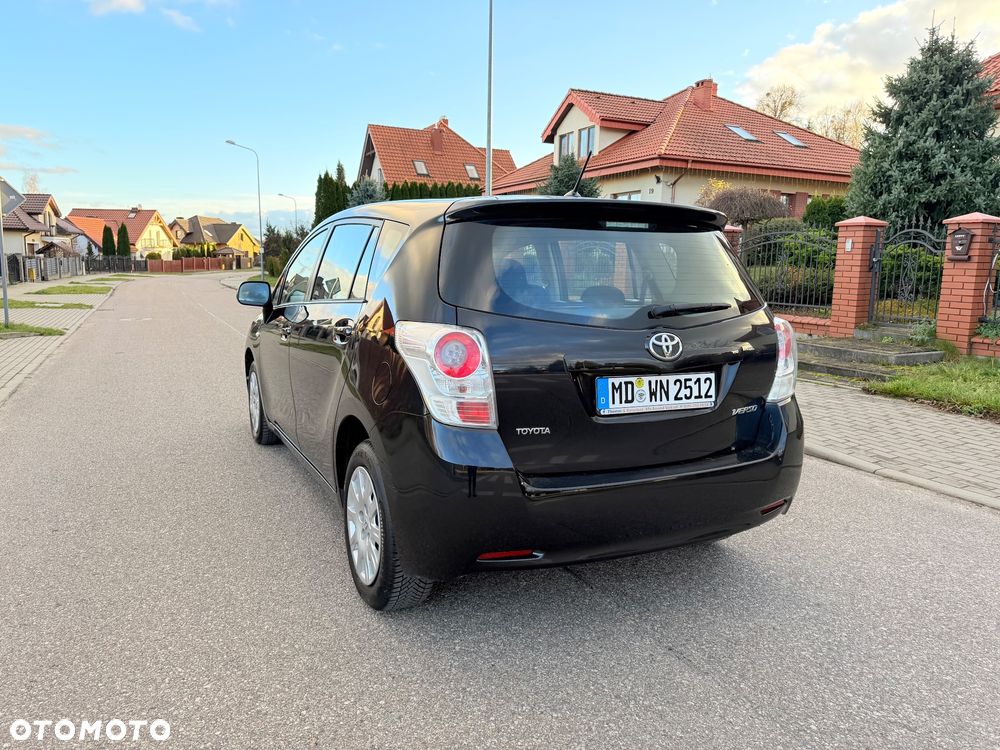 Toyota Verso - 7
