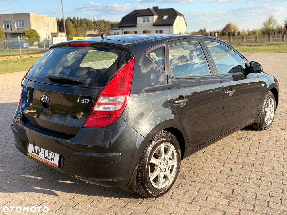 Hyundai i30 1.4 Blue Comfort - 6