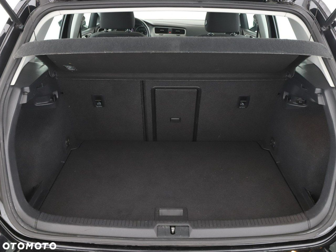 Volkswagen Golf 1.6 TDI 4Motion BlueMotion Technology Comfortline - 20