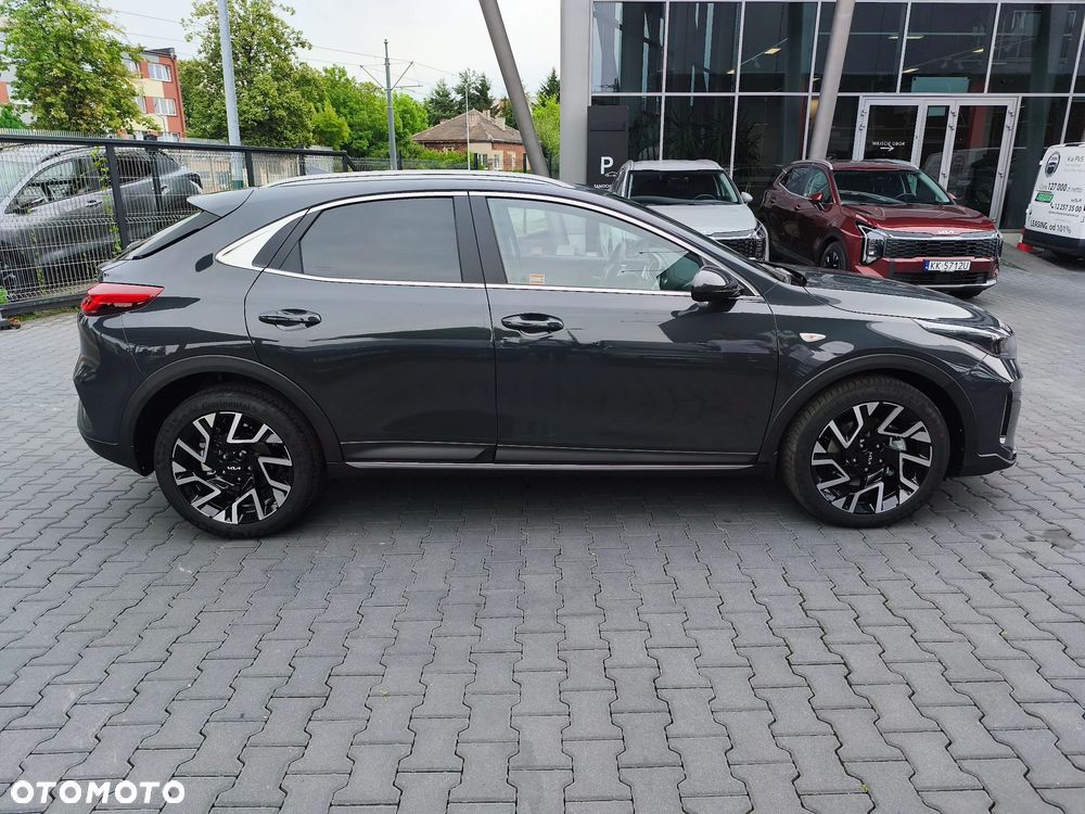 Kia XCeed 1.6 T-GDI M DCT - 4