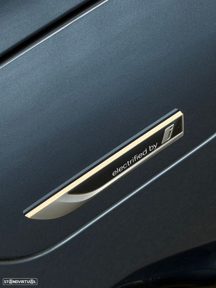 BMW 530 e Pack 50 anos M - 18