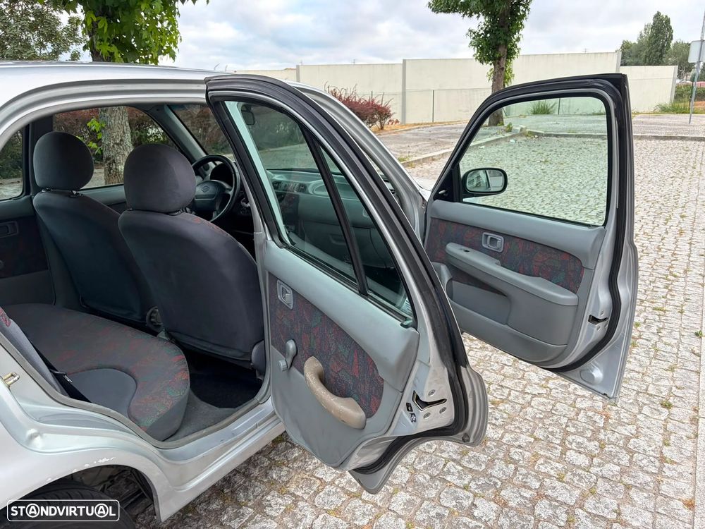 Nissan Micra 1.0 LX - 12