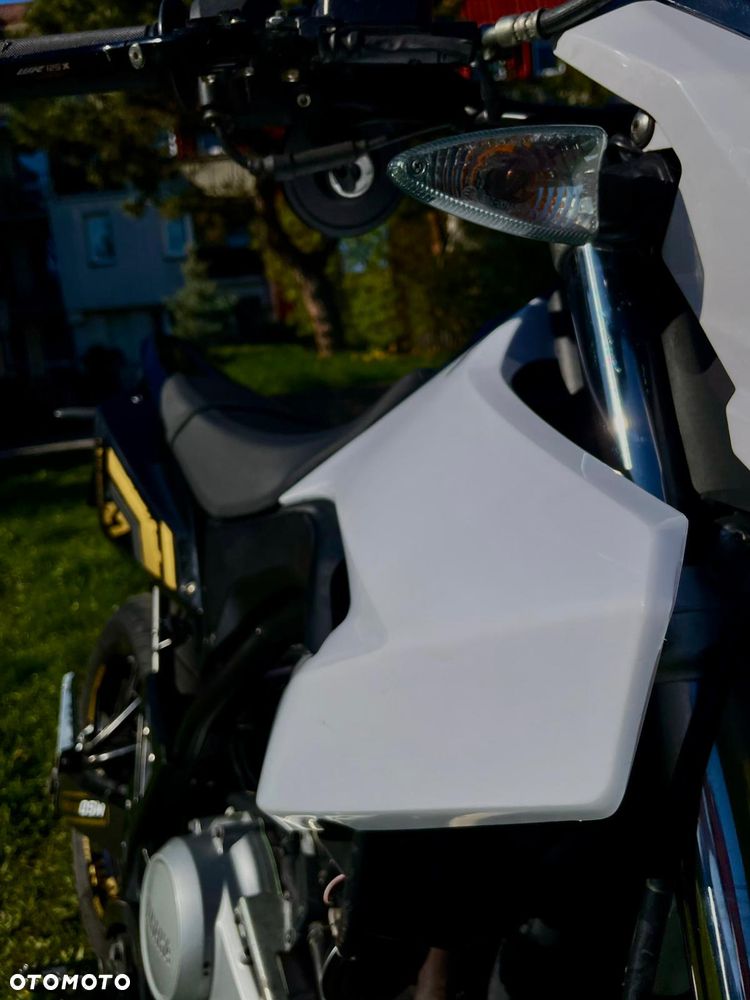 Yamaha WR - 2