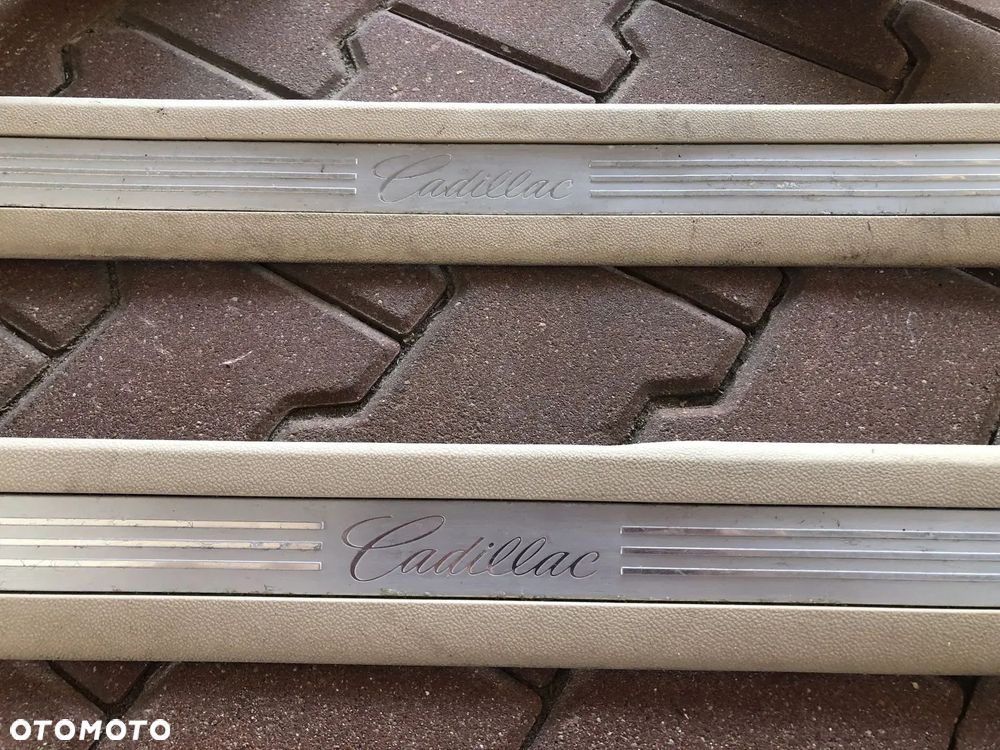 CADILLAC ESCALADE III 6,2 V8 2006-2014 LEWA PRAWA TAPICERKA OSŁONA PLASTIK NAKŁADKA - 2