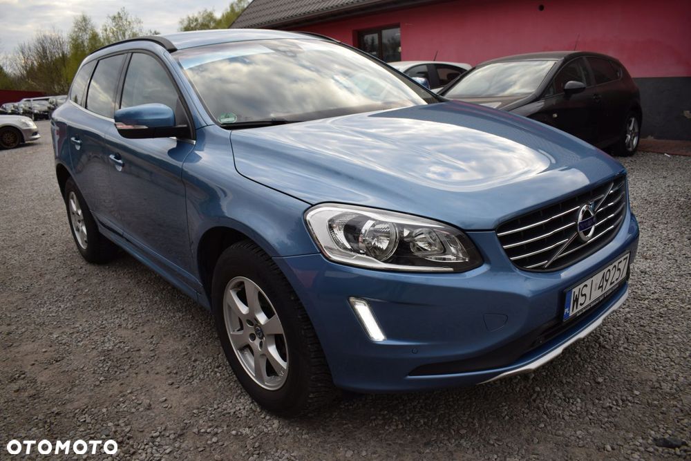 Volvo XC 60 D3 Momentum - 4
