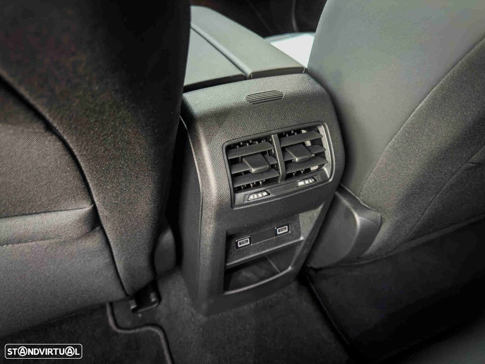 Peugeot 308 1.2 Hybrid Allure e-DCS6 - 13