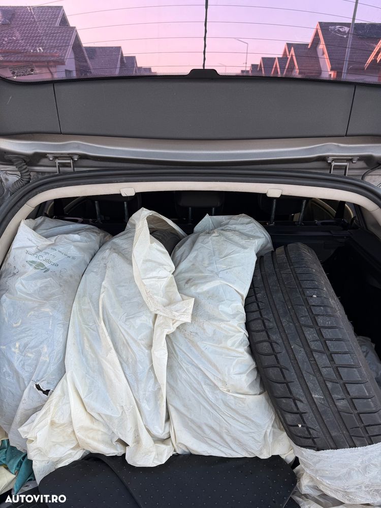 Renault Megane ENERGY dCi 110 Start & Stop Paris Business - 10