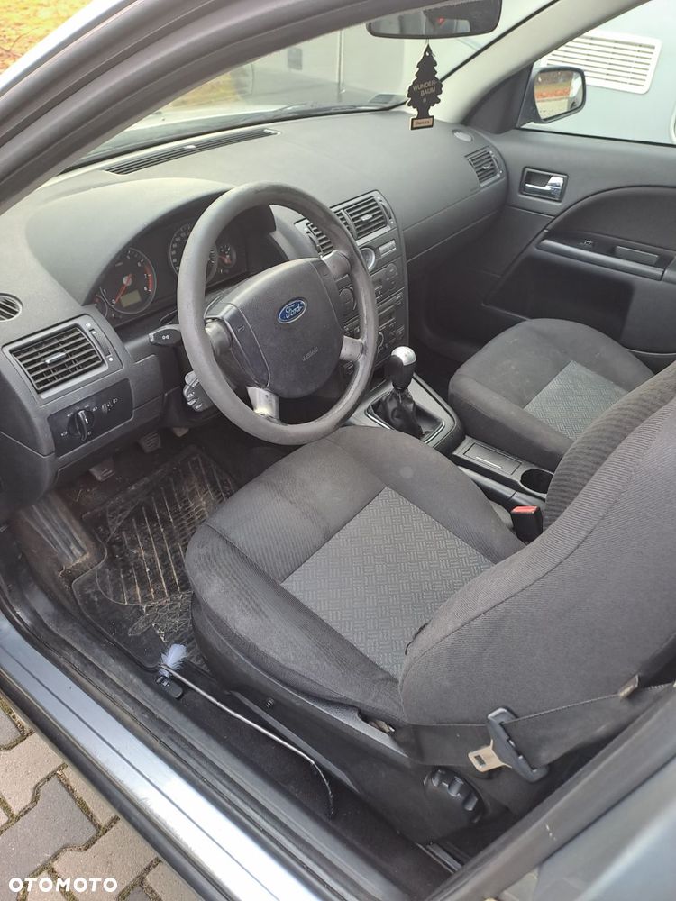 Ford Mondeo 1.8 X - 4
