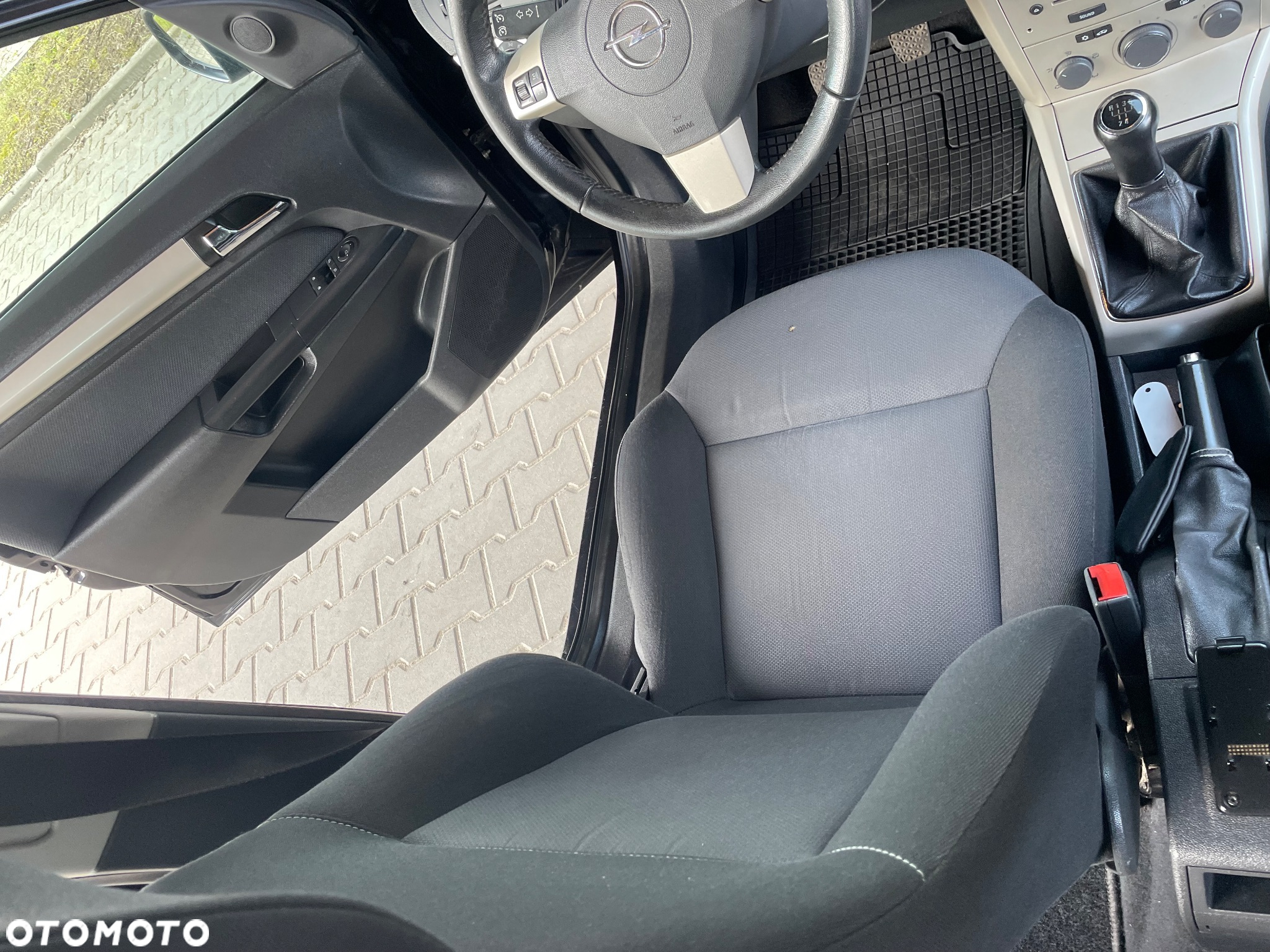 Opel Astra 1.4 - 17
