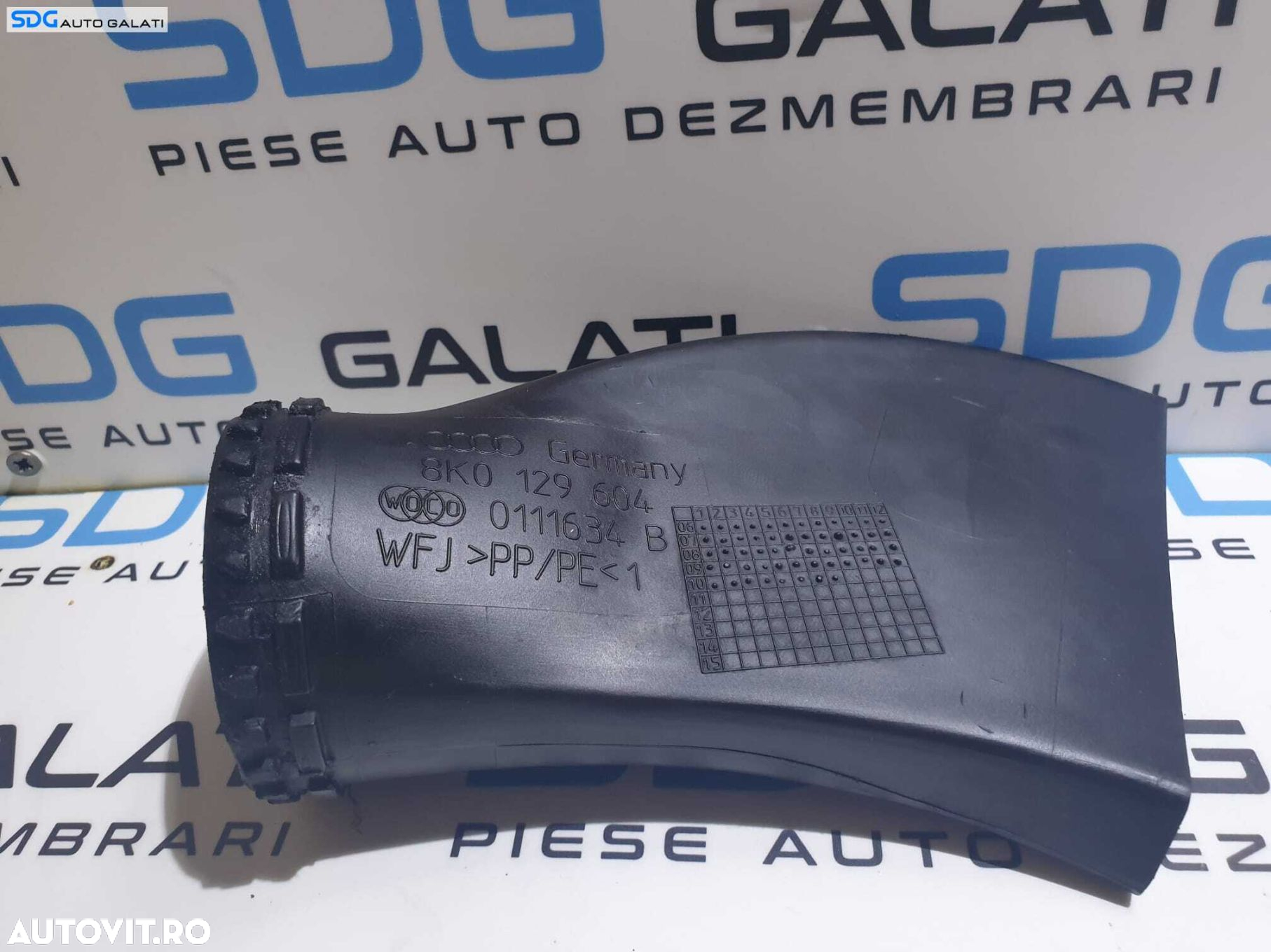 Furtun Conducta Tub Tubulatura Admisie Filtru Aer Audi Q5 2.0 TDI CAHA CAHB CAGA CAGB CJCA CJCB CGLA CGLB CGLC CGLD CMGB CJCD CNHA CNHC CSUA CSUB CMGA 2009 - 2018 Cod 8K0129604 - 3