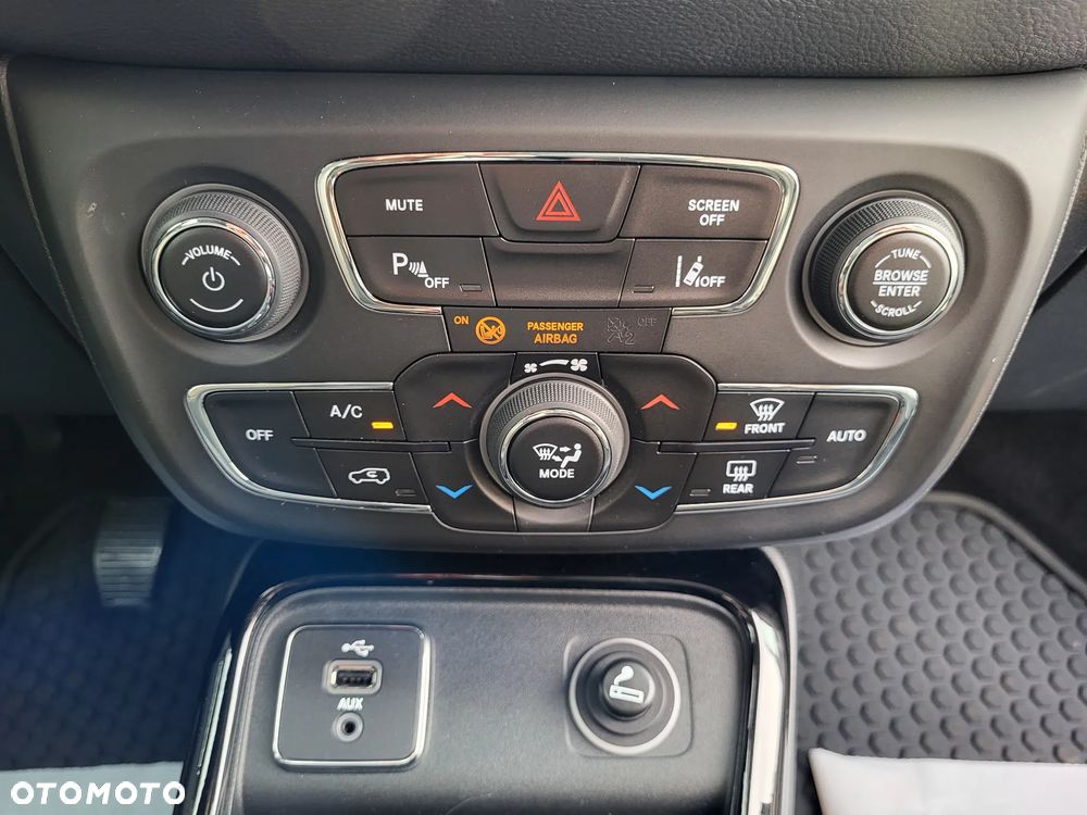 Jeep Compass 1.4 MultiAir Limited - 17