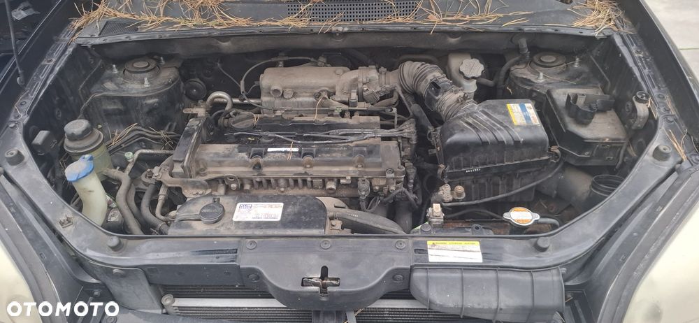 HYUNDAI TUCSON I 2.0 16V 04-09 SERWO HAMULCOWE - 1