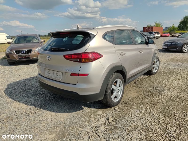 Hyundai Tucson blue 1.6 CRDi 2WD Style - 16