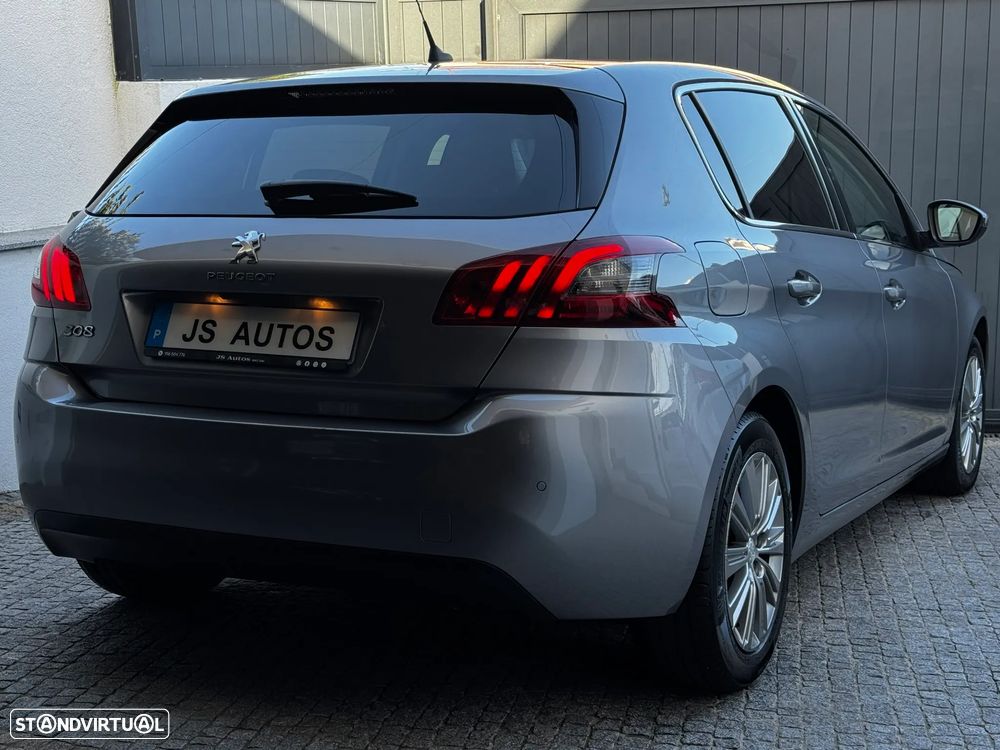 Peugeot 308 1.2 PureTech Allure - 6