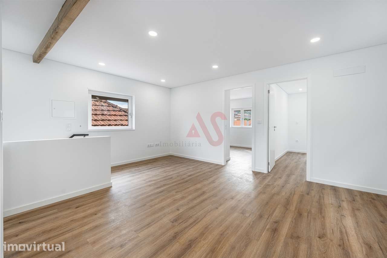 Apartamento T2 com Terraço no Centro de Vizela - Grande imagem: 3/12