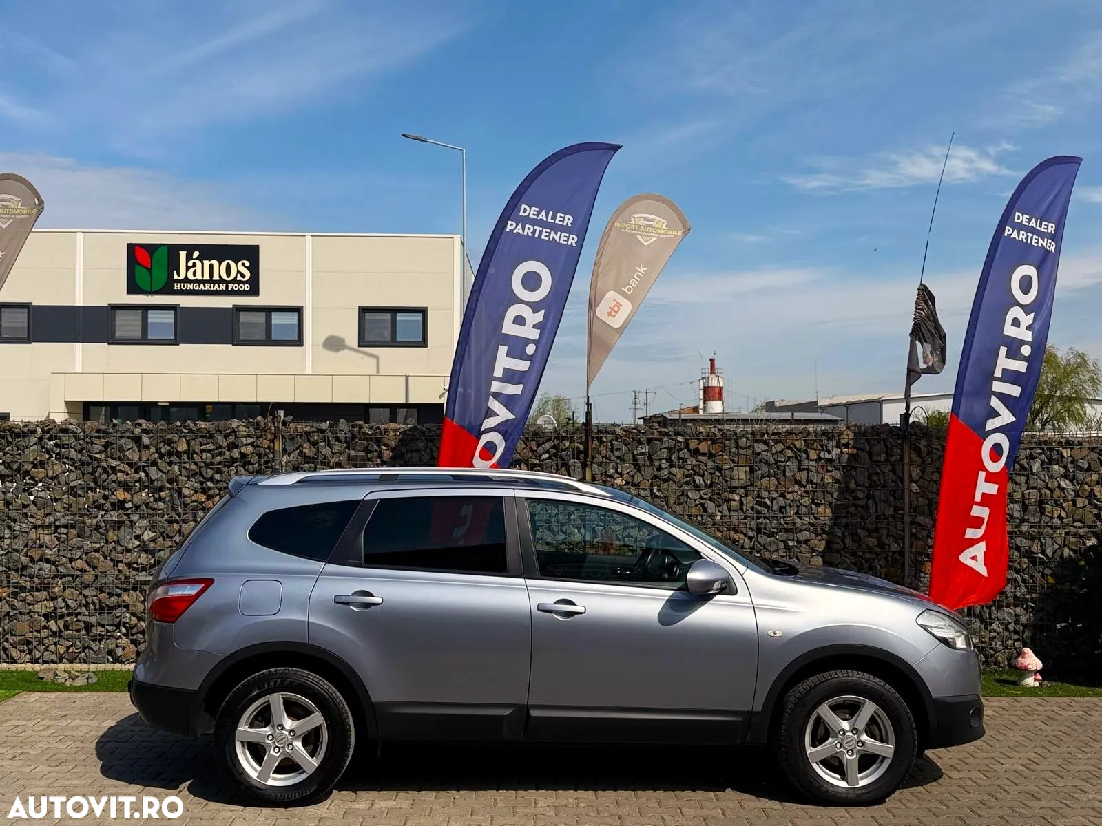 Nissan Qashqai+2 - 16