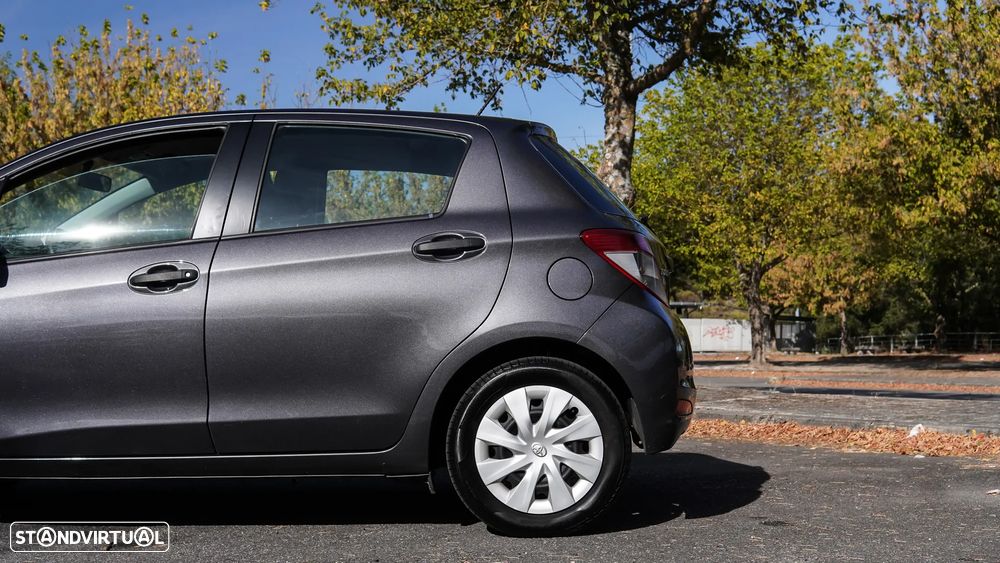 Toyota Yaris 1.0 VVT-i AC - 15