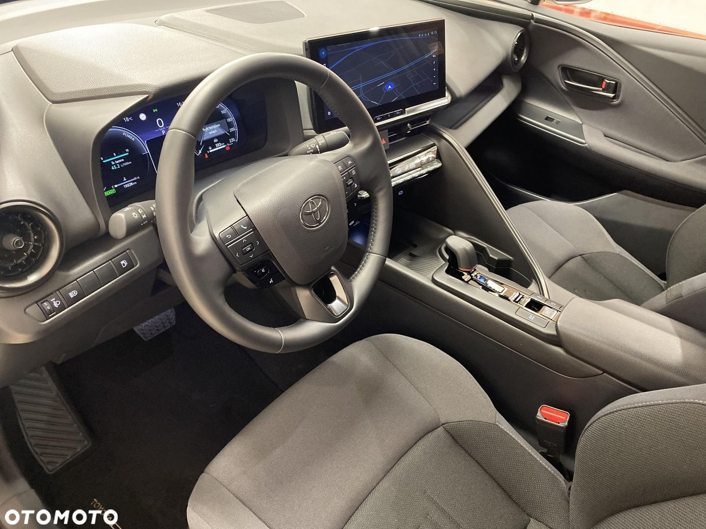 Toyota C-HR - 10