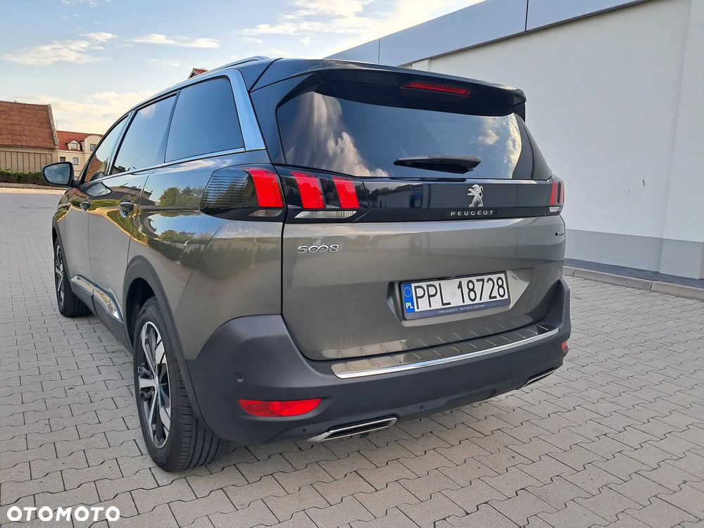 Peugeot 5008 - 4